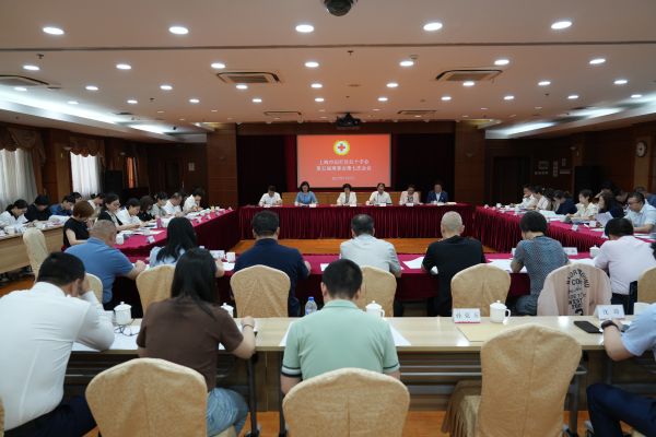 五届七次会议照片 012.JPG